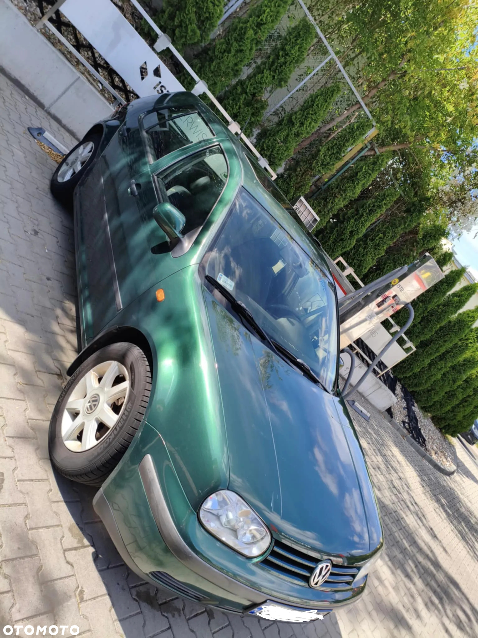 Volkswagen Golf - 2