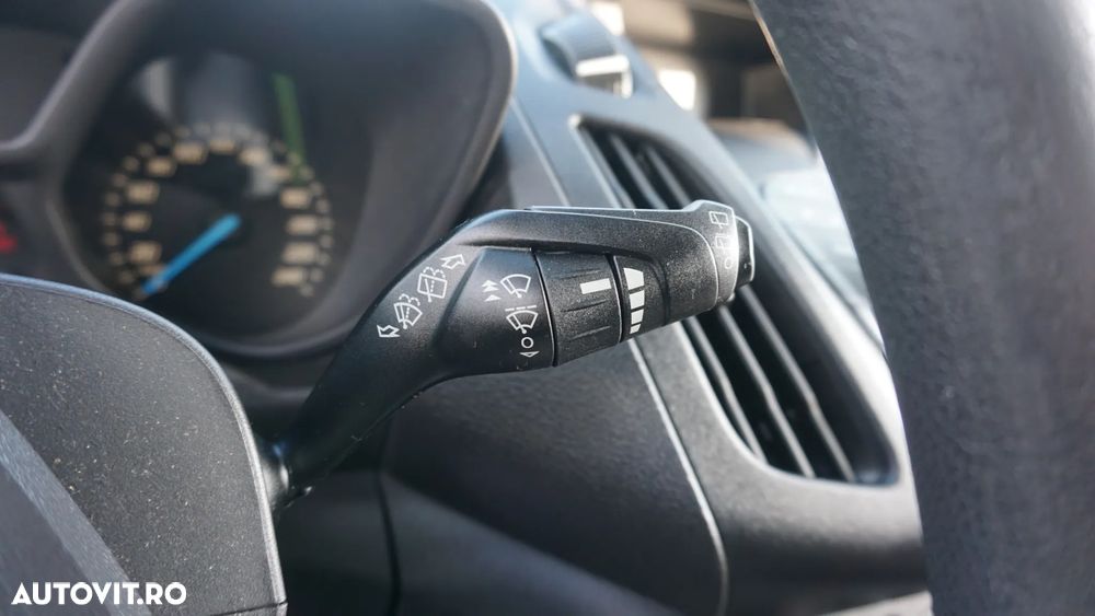 Ford Transit Connect - 18