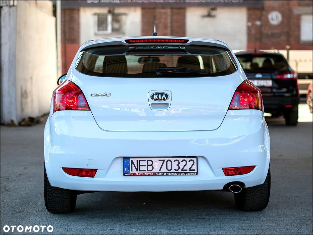 Kia ProCeed - 9