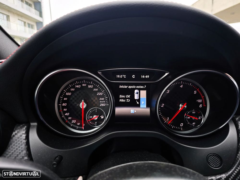 Mercedes-Benz A 180 d AMG Line - 15