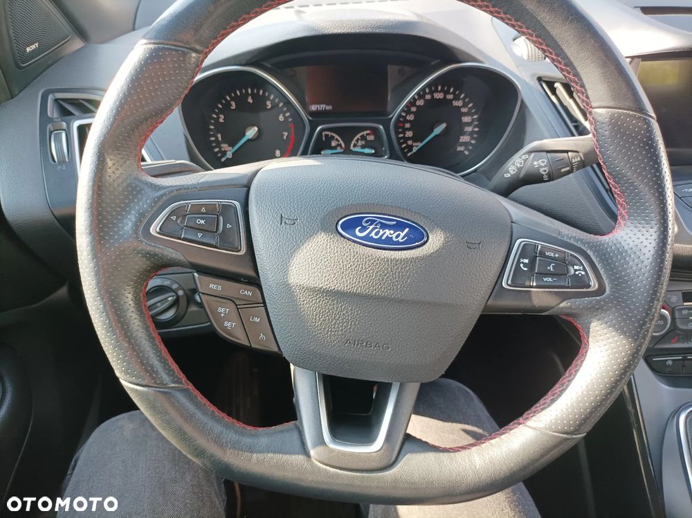 Ford Kuga 1.5 EcoBoost FWD ST-Line X - 22