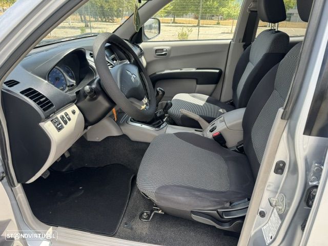 Mitsubishi L200 2.5 TD CD CM JLL+AC - 12