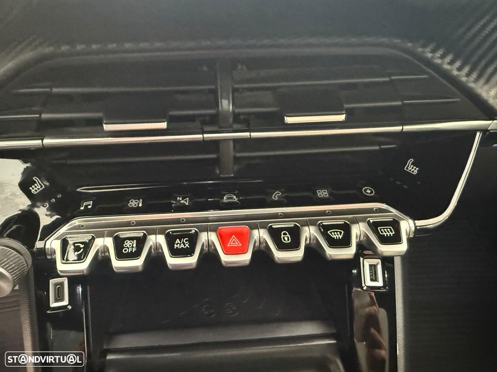 Peugeot e-208 50 kWh GT Line - 10