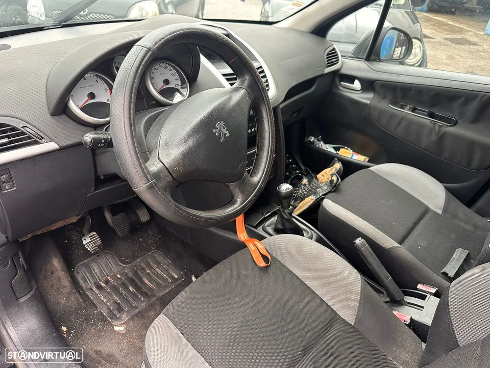 Peugot 207 Hatchback 1.4 HDi Diesel 68 cv  50 kW 2006 - 2015 8HZ (DV4TD) para peças - 7