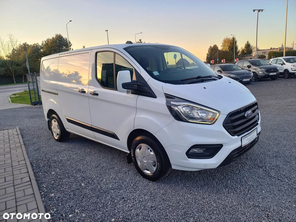Ford Transit Custom - 11