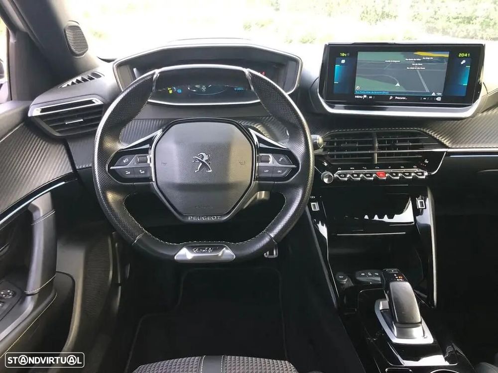 Peugeot e-2008 GT+ - 37