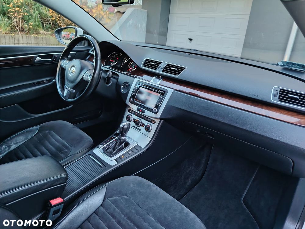Volkswagen Passat 2.0 TDI Highline DSG - 8