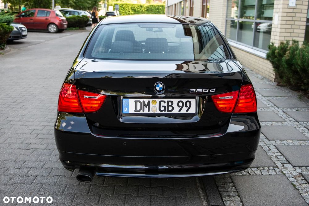 BMW Seria 3 320d - 5