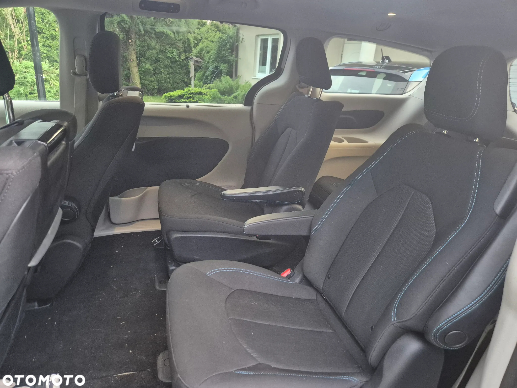 Chrysler Pacifica - 24