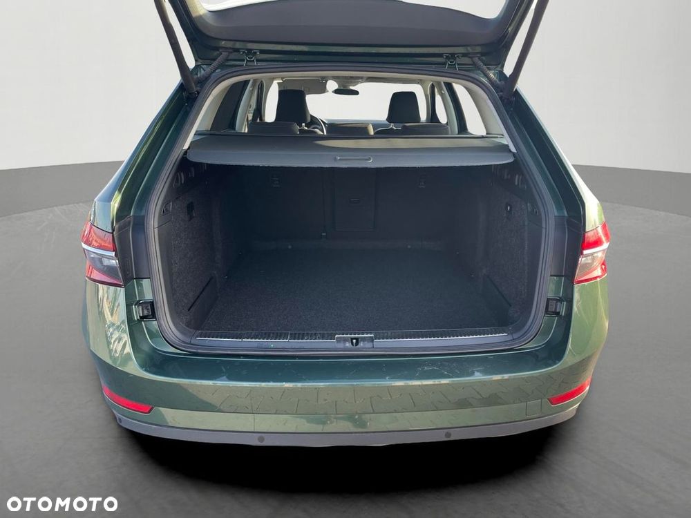 Skoda Superb 2.0 TDI DSG Ambition - 18