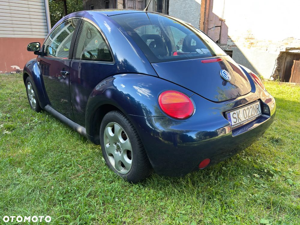 Volkswagen New Beetle 2.0 - 4