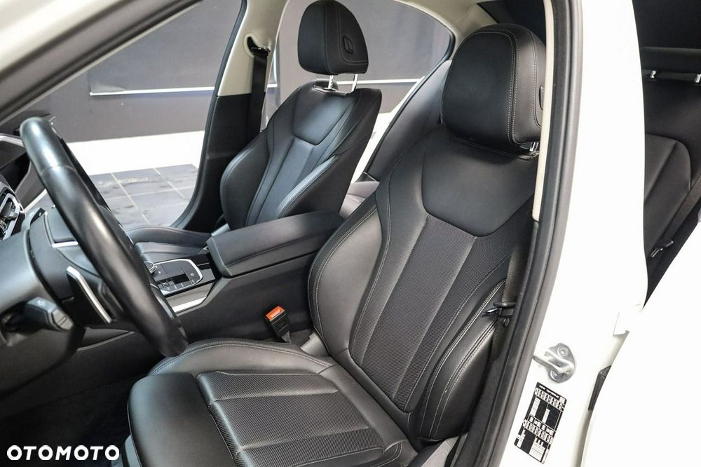 BMW Seria 3 - 15