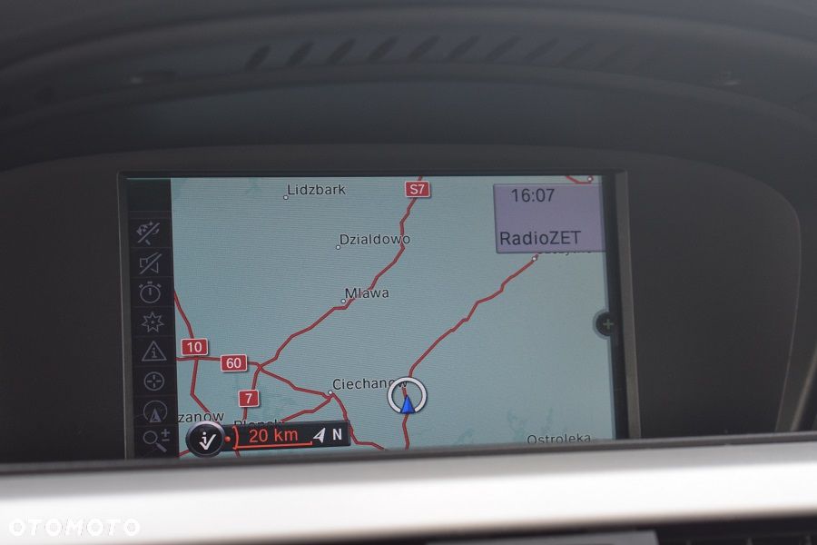 BMW Seria 3 318d DPF Edition Sport - 12