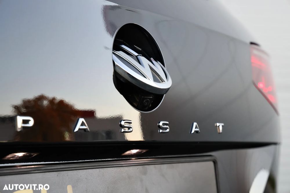 Volkswagen Passat 2.0 TDI SCR Comfortline - 15