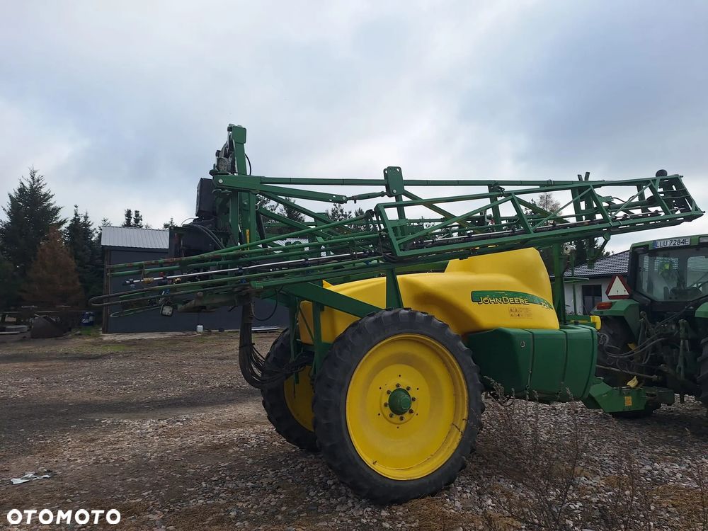 John Deere 724 - 3