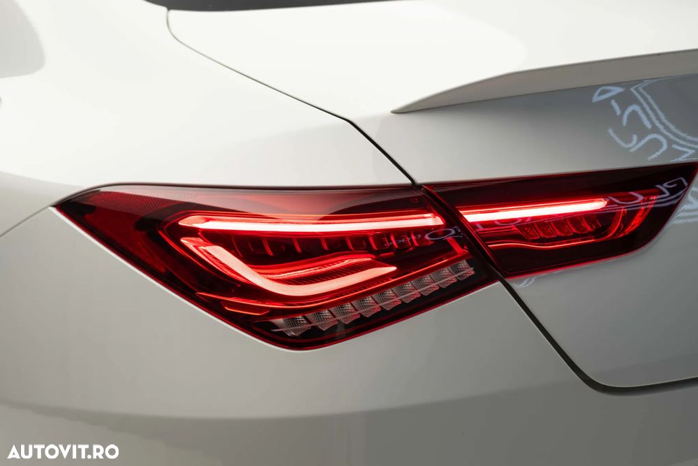 Mercedes-Benz CLA 35 AMG 4MATIC AMG Speedshift 7G-DCT - 32