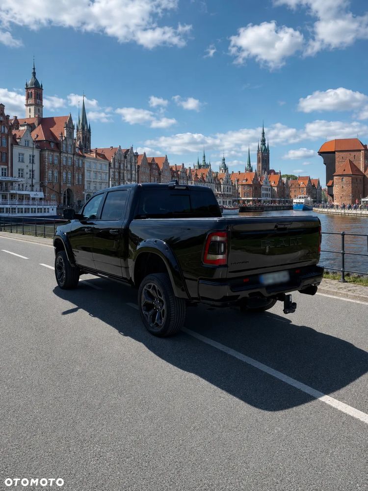 RAM 1500 5.7 Crew Cab Shortbed Limited Black - 6