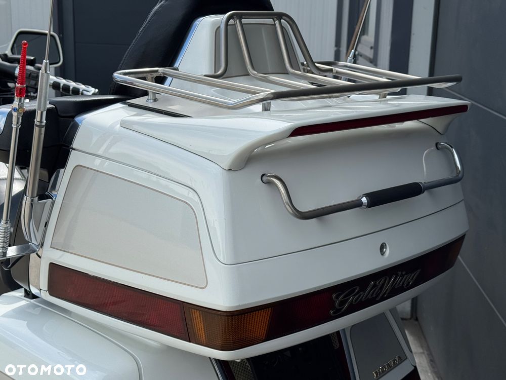 Honda GL - 26
