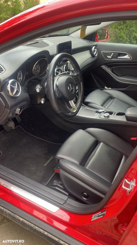 Mercedes-Benz GLA 220 d 4MATIC Aut. - 9