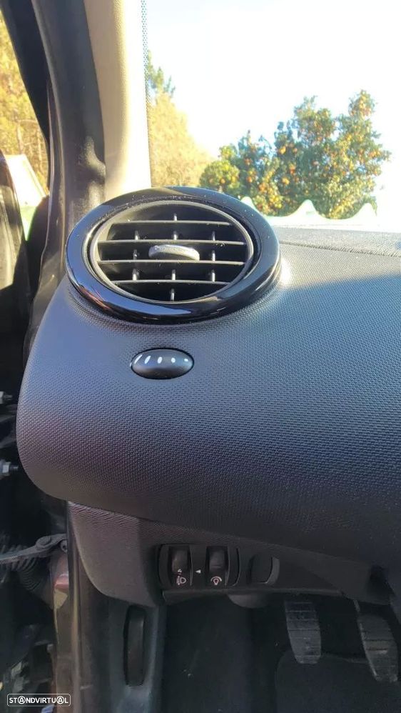 Renault Twingo 1.2 16V Dynamique - 10