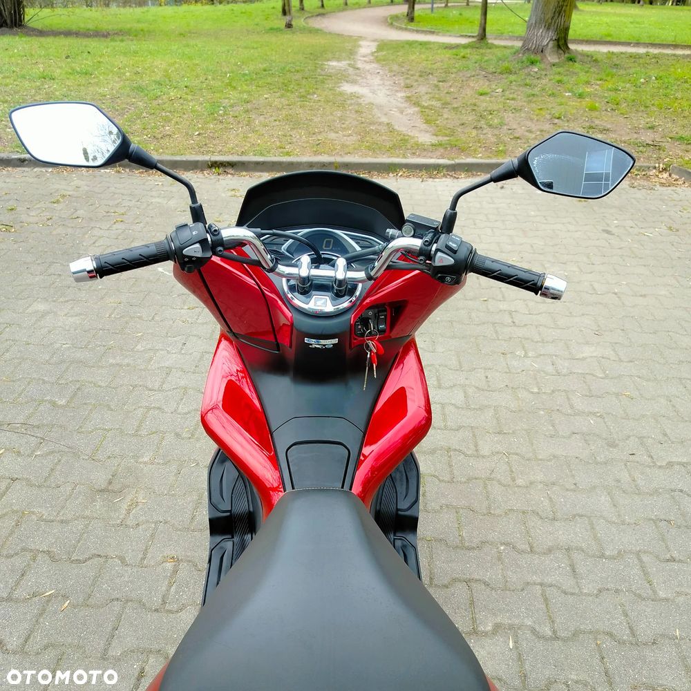 Honda PCX - 9