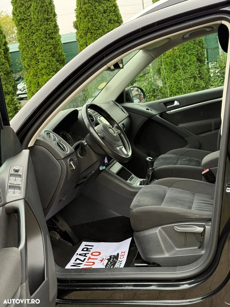 Volkswagen Tiguan 2.0 TDI DPF 4Motion BlueMotion Technology Lounge Track & Style - 7