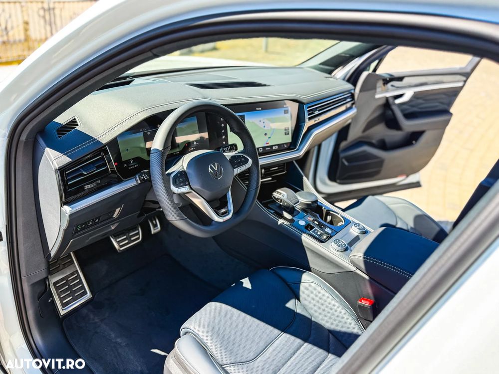Volkswagen Touareg V6 TDI 4MOTION R-Line - 15