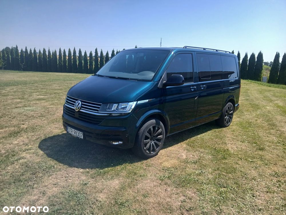 Volkswagen Caravelle - 1