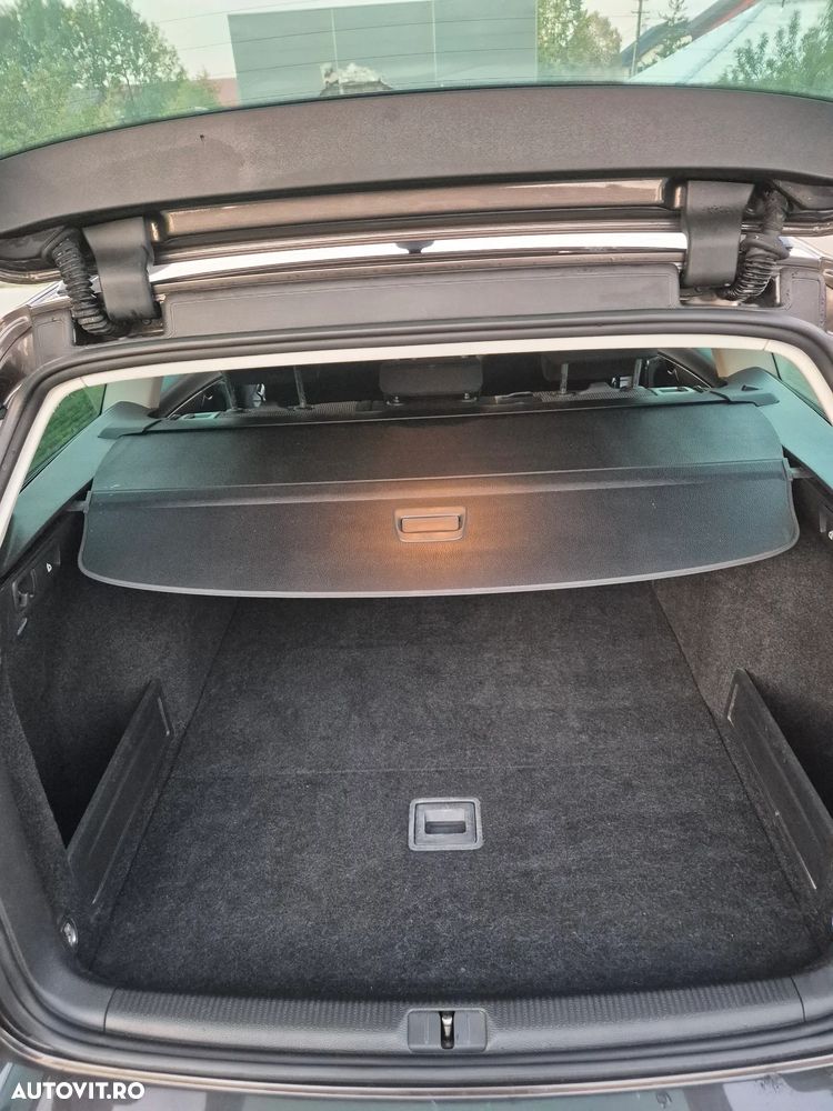 Volkswagen Passat - 8