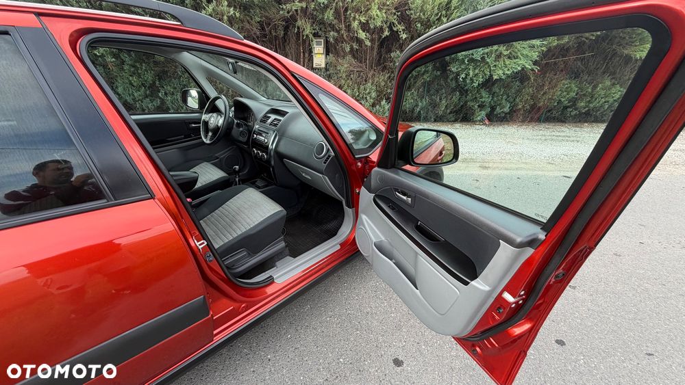 Suzuki SX4 - 34