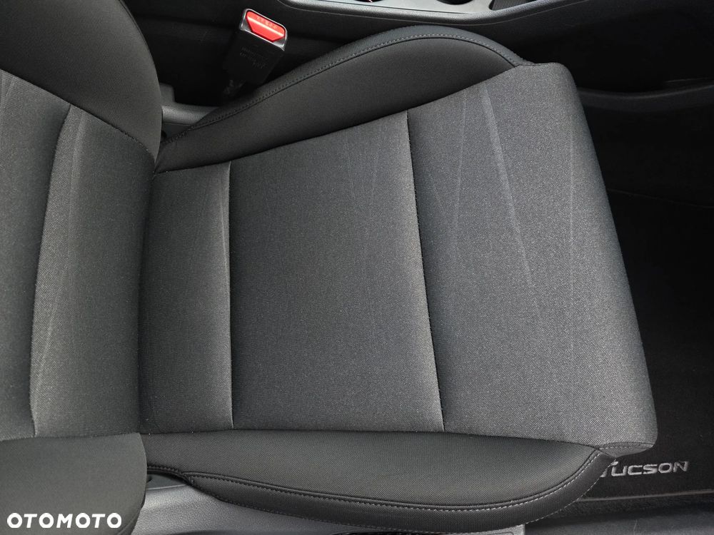 Hyundai Tucson blue 1.6 CRDi 2WD DCT Premium - 18