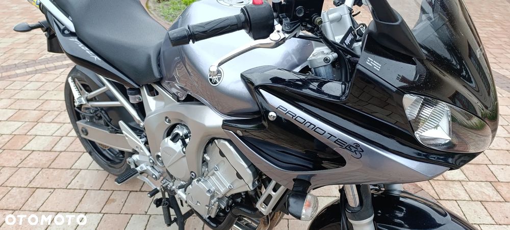 Yamaha FZ6 - 18