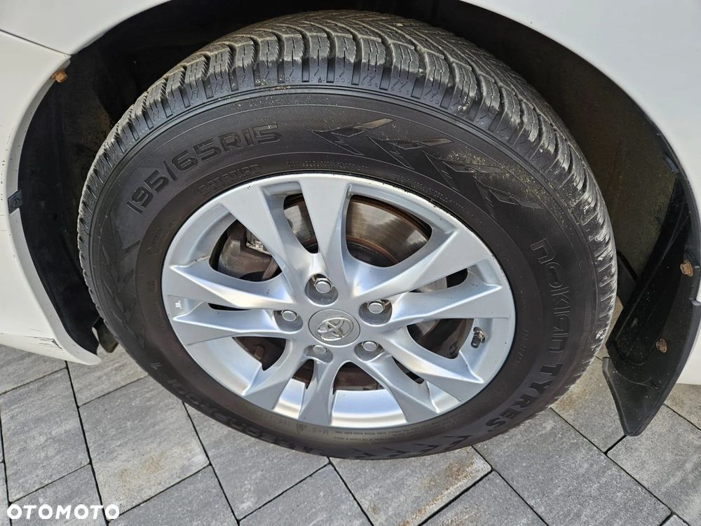 Toyota Auris 1.33 VVT-i Active - 21