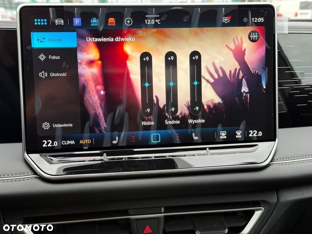 Volkswagen Tiguan 1.5 eTSI Elegance DSG - 23