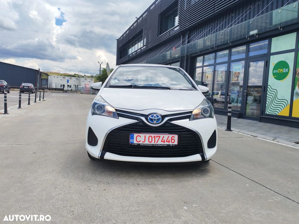 Toyota Yaris 1.5 VVT-i HSD Luna - 2