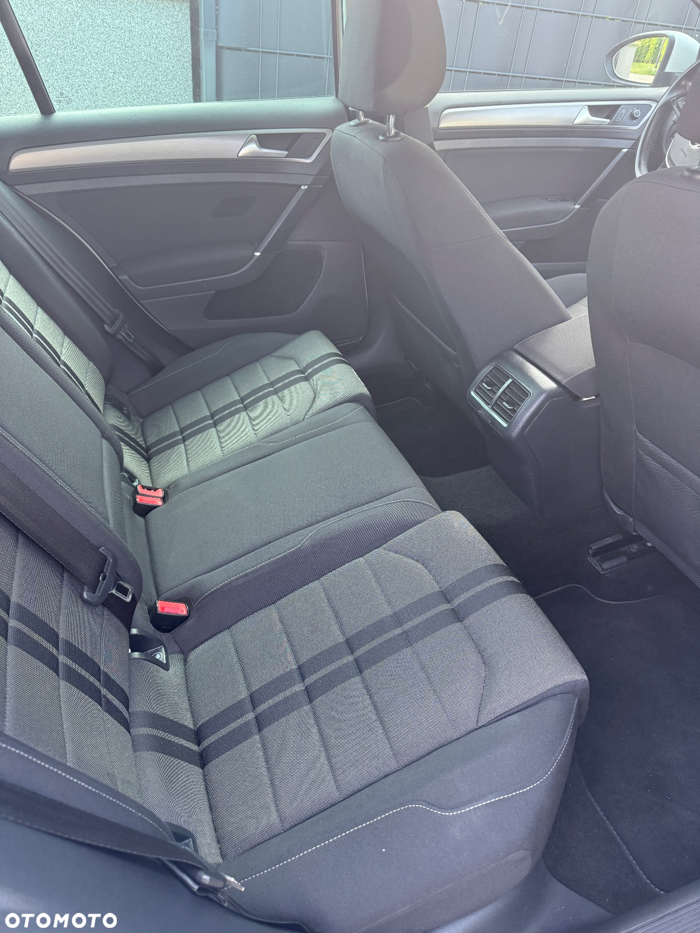 Volkswagen Golf VII 1.6 TDI BMT Comfortline - 12