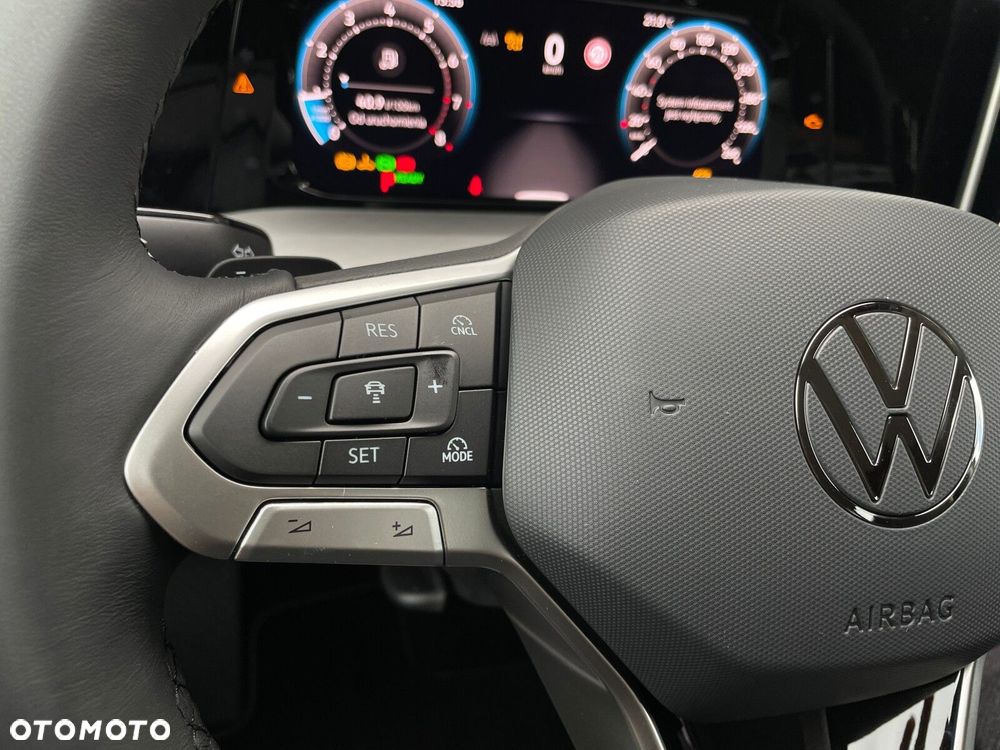Volkswagen Golf Variant - 10