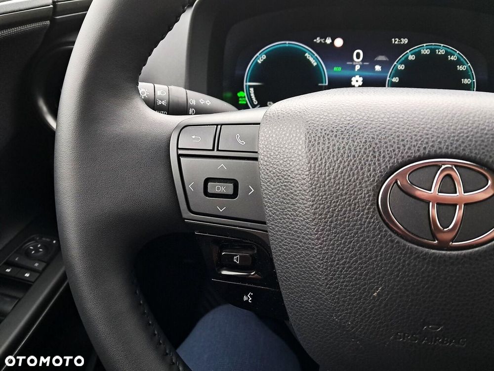 Toyota C-HR - 16