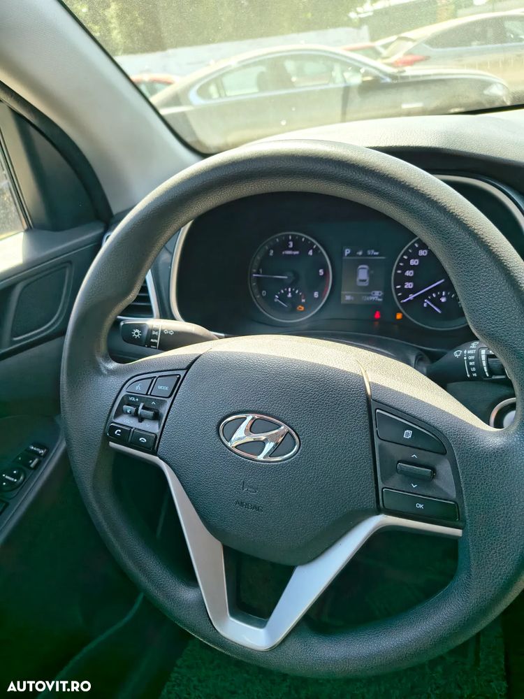 Hyundai Tucson 2.0 CRDI 4WD Automatik Premium - 10