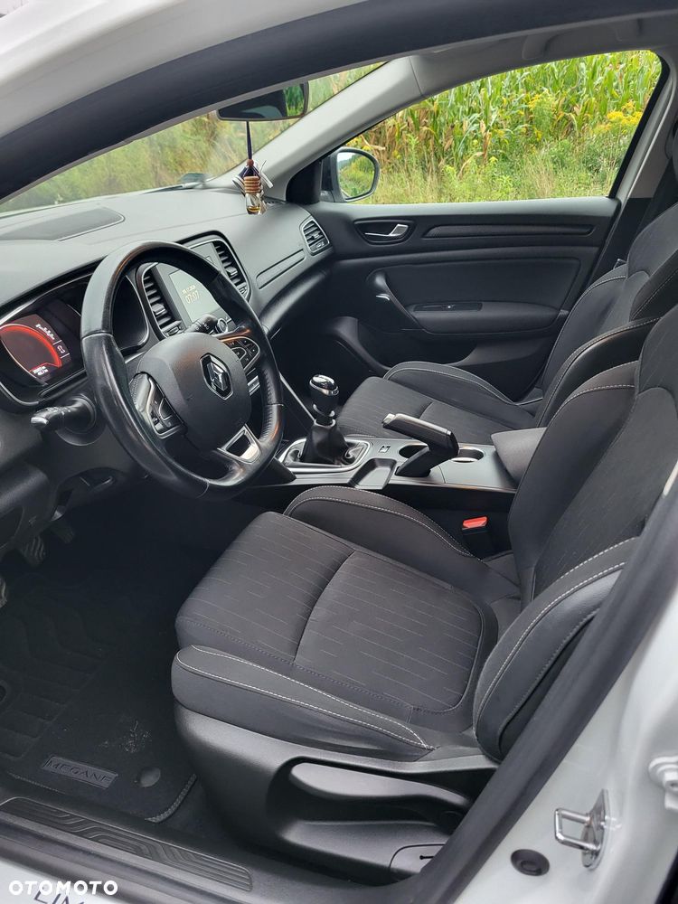 Renault Megane 1.3 TCe FAP Limited - 11