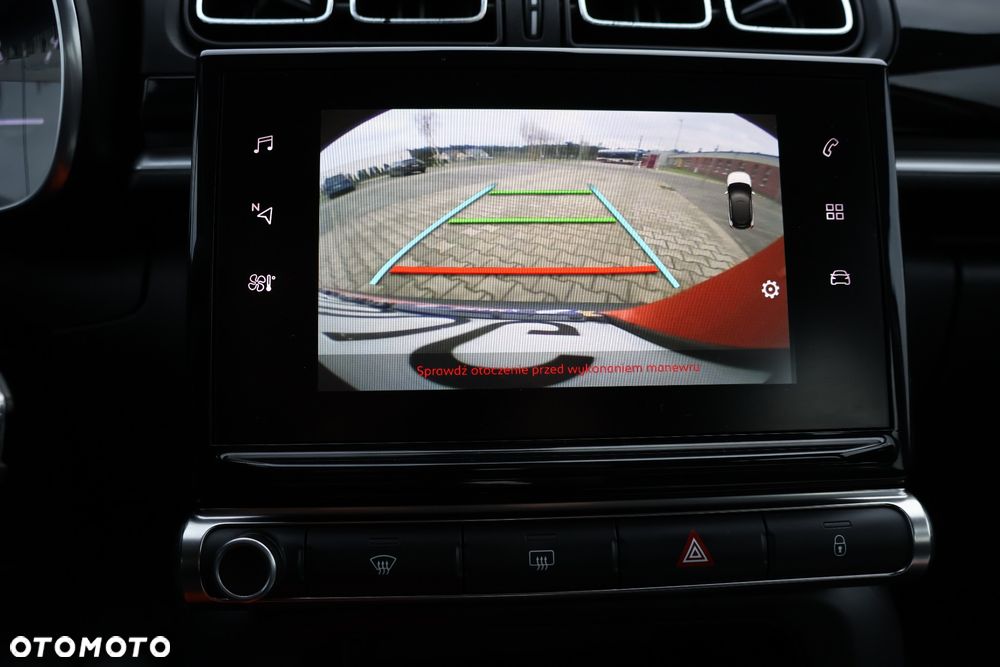 Citroën C3 1.2 PureTech Shine - 25