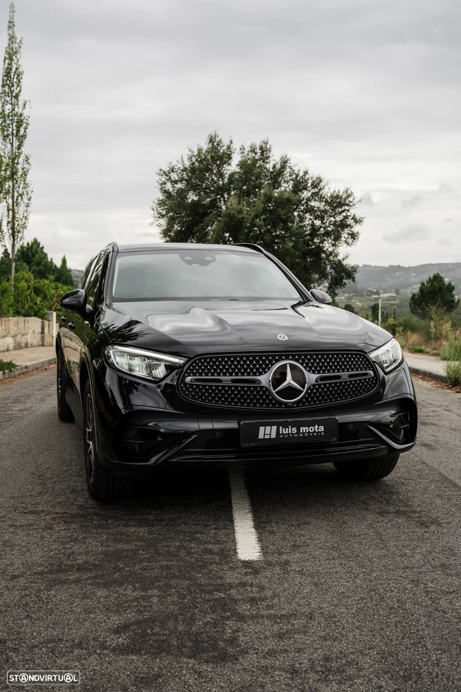 Mercedes-Benz GLC 300 e 4Matic 9G-TRONIC AMG Line Advanced - 9