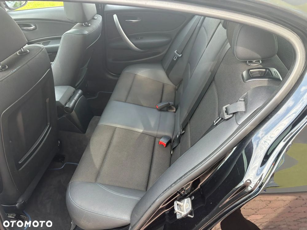BMW Seria 1 118i Edition Sport - 34