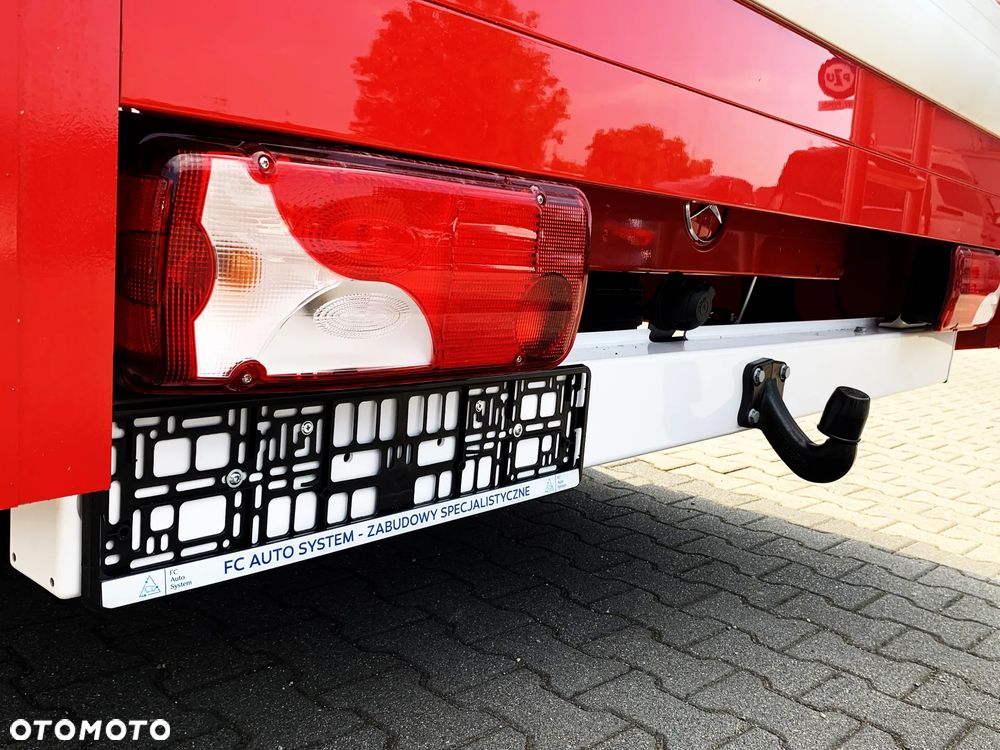Mercedes-Benz Sprinter - 5