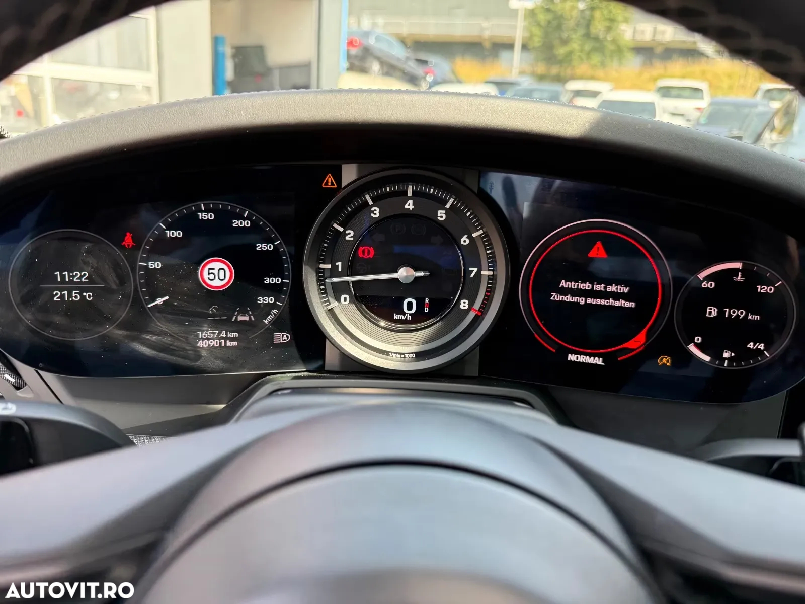 Porsche 911 Carrera 4 PDK - 12