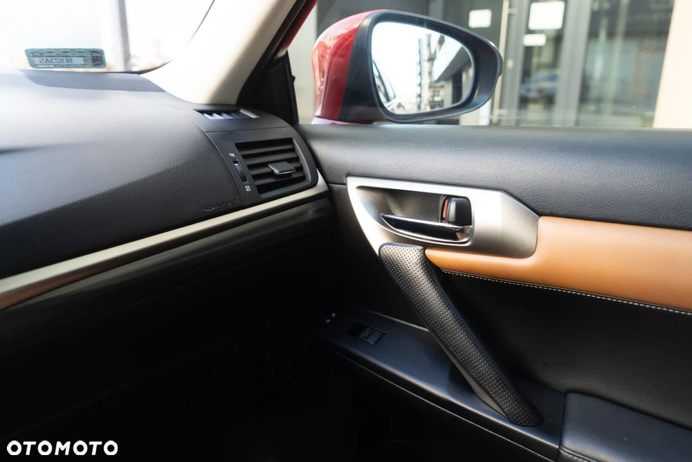 Lexus CT Luxury Line - 30