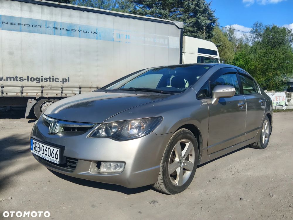 Honda Civic 1.8 Executive - 11