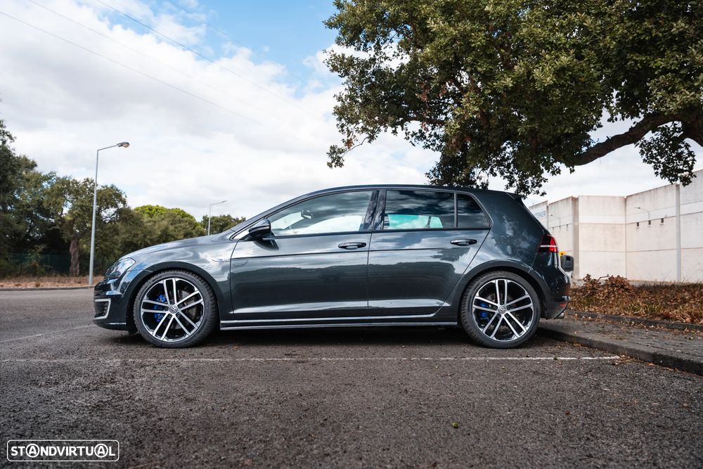 VW Golf 1.4 GTE Plug-In-Hybrid DSG - 3