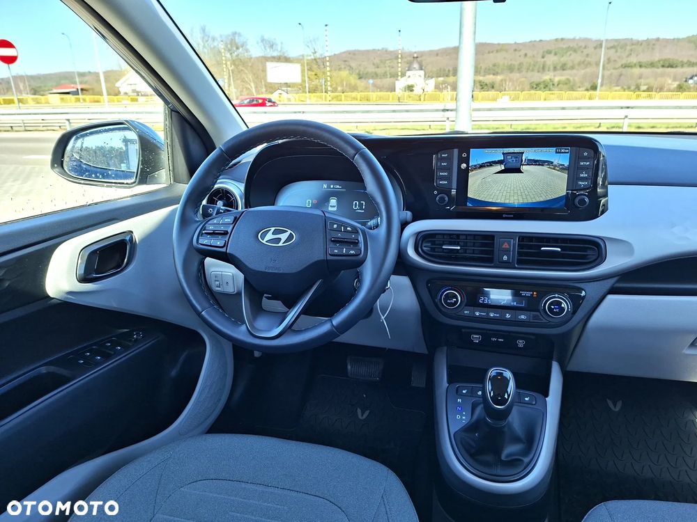 Hyundai i10 - 24