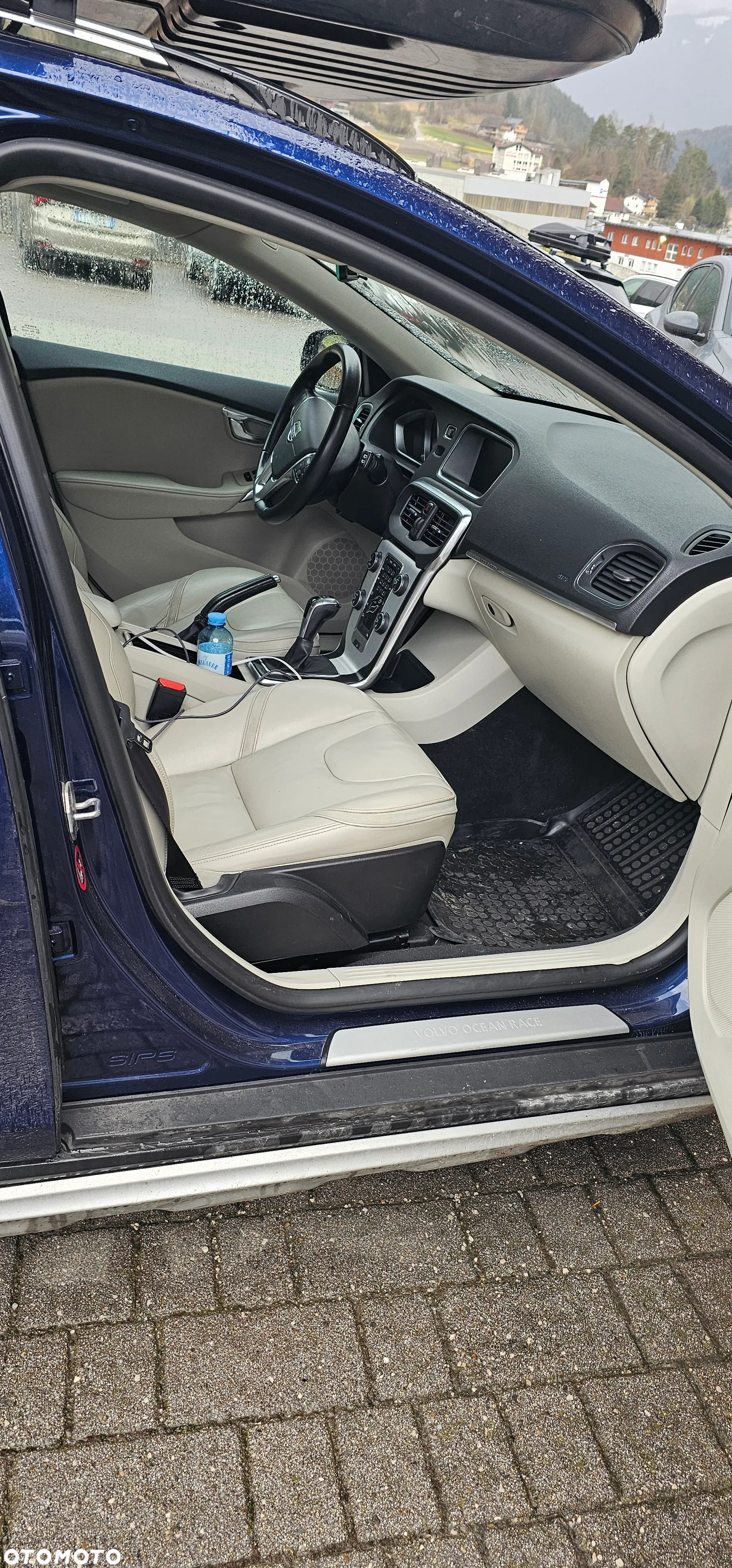 Volvo V40 D3 Drive-E Ocean Race - 9